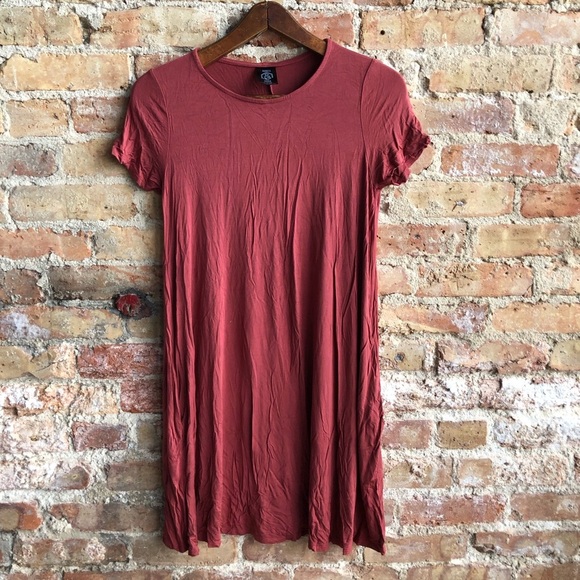 Rust Red Short Sleeve Dress - Picture 1 of 3
